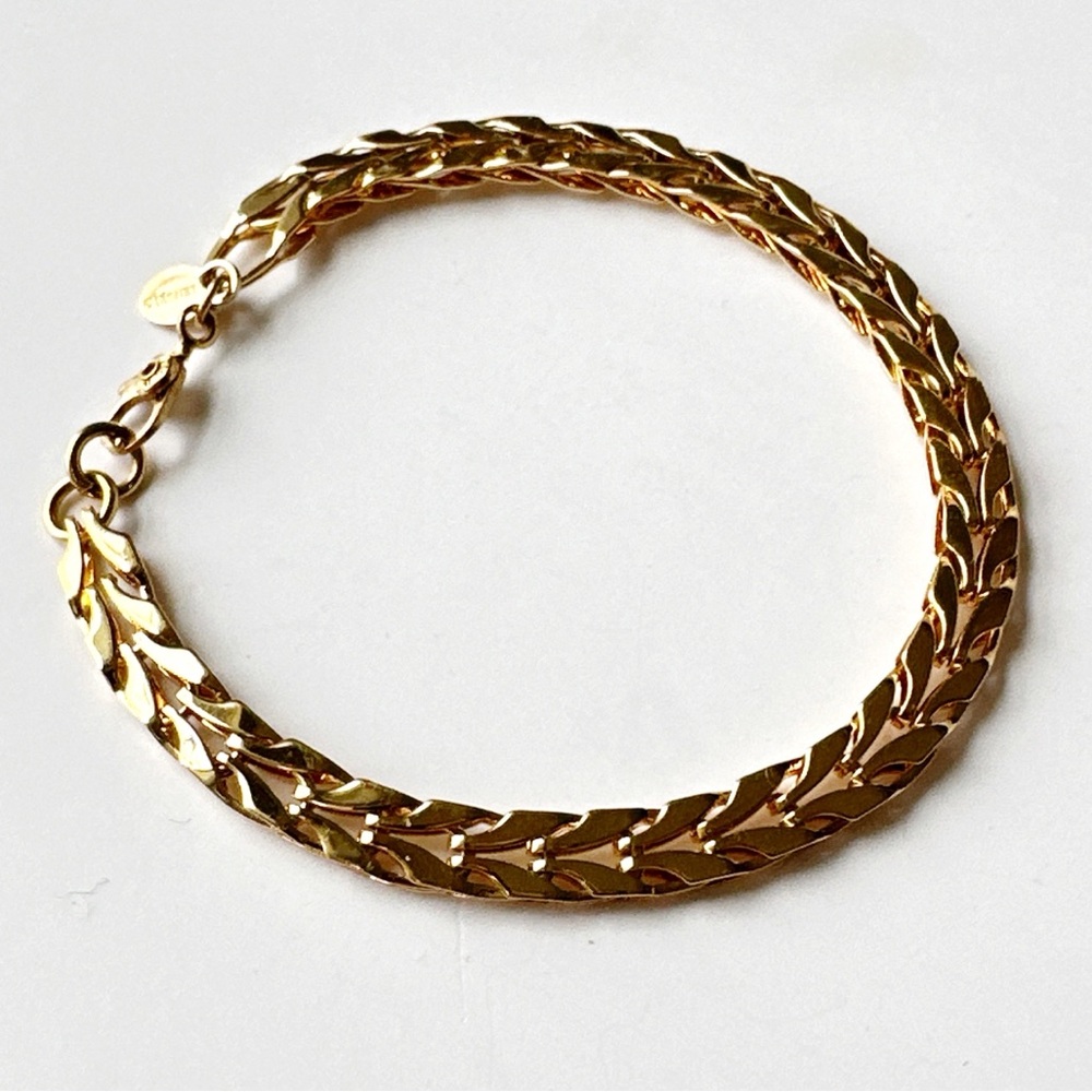 Vintage Braided Monet bracelet 6”